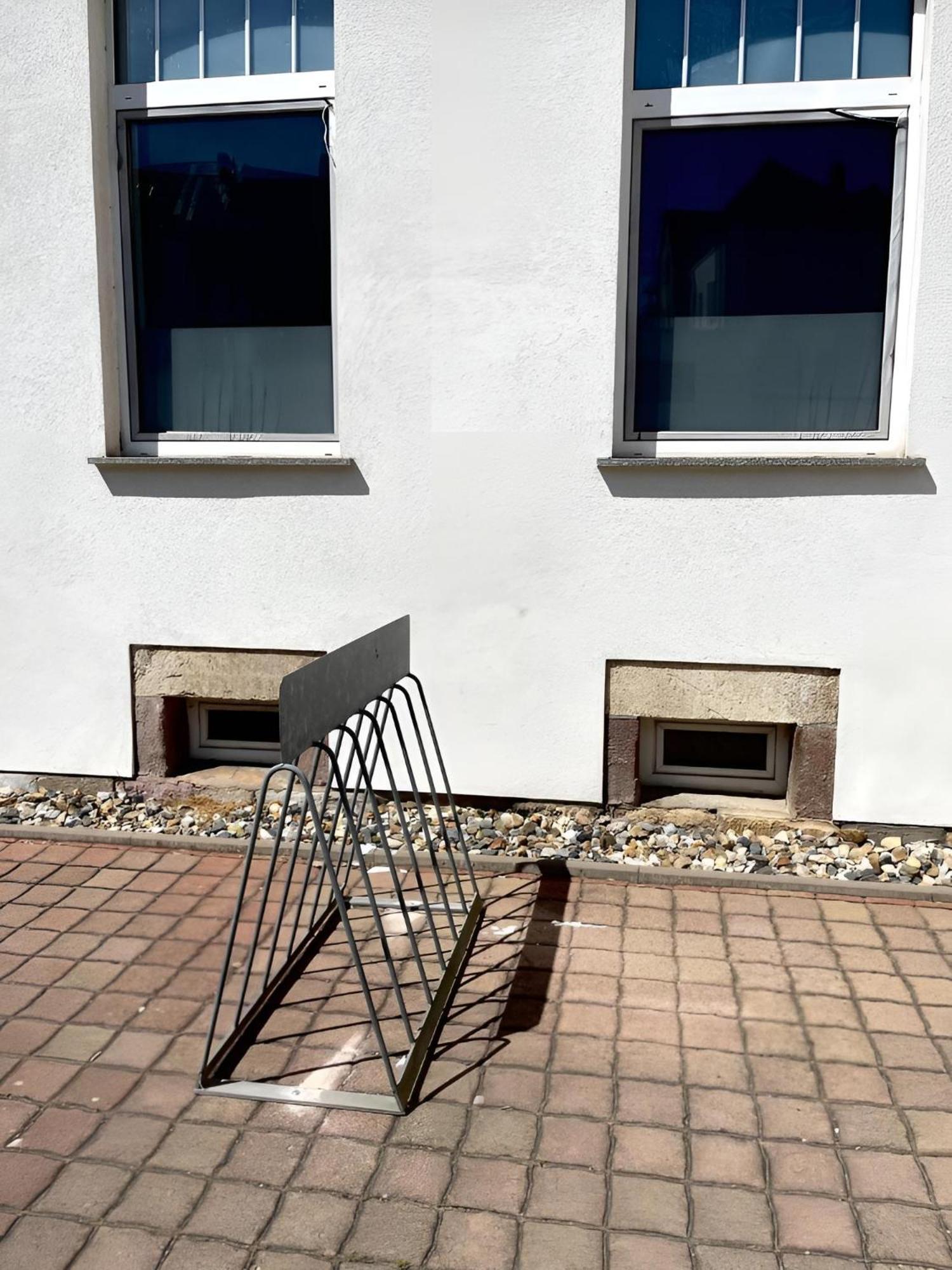 Raha Apartments - Charmantes Studio-Apartment - Hbf - Gratis Parkplatz Erfurt Dış mekan fotoğraf