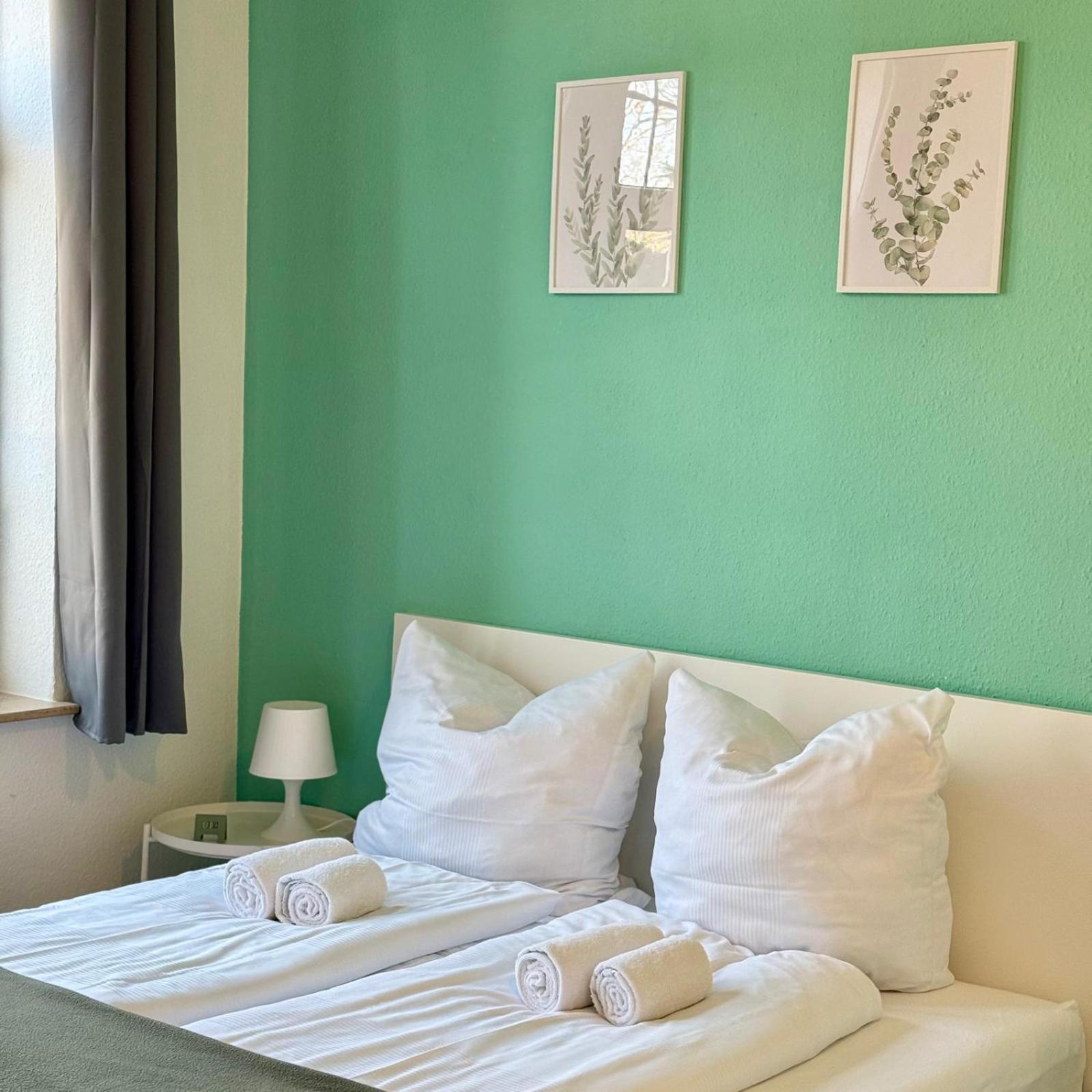 Raha Apartments - Charmantes Studio-Apartment - Hbf - Gratis Parkplatz Erfurt Dış mekan fotoğraf